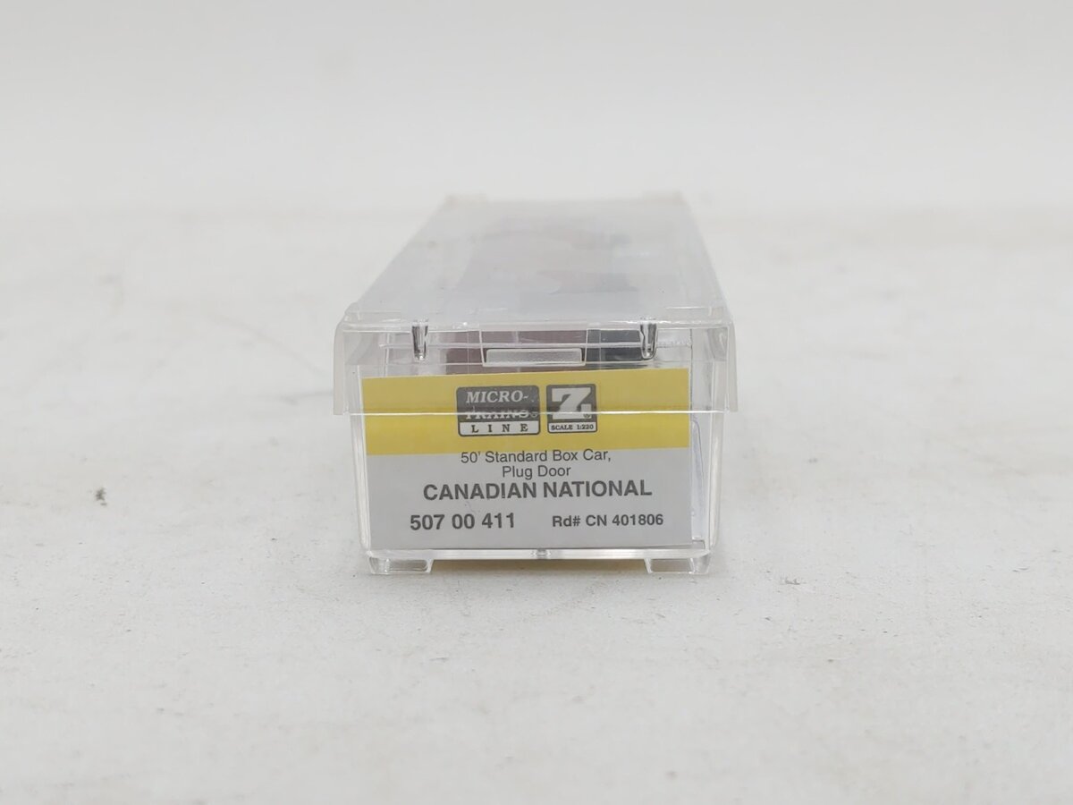 Micro-Trains 50700411 Z Canadian National 50' Plug Door Box Car #401806