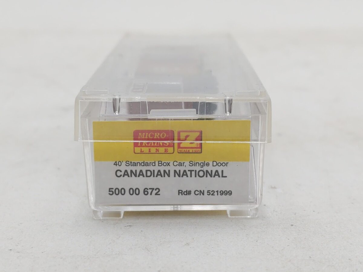 Micro-Trains 50000672 Z CN 40' Standard Single Door Box Car #521999