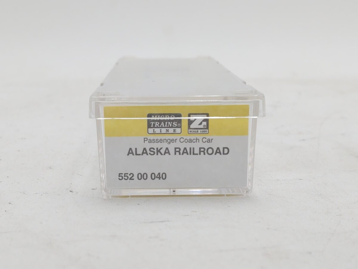 Micro-Trains 55200040 Z Alaska Railroad 83' Lightweight Smoothside Coach Car