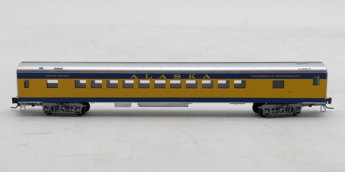 Micro-Trains 55200040 Z Alaska Railroad 83' Lightweight Smoothside Coach Car