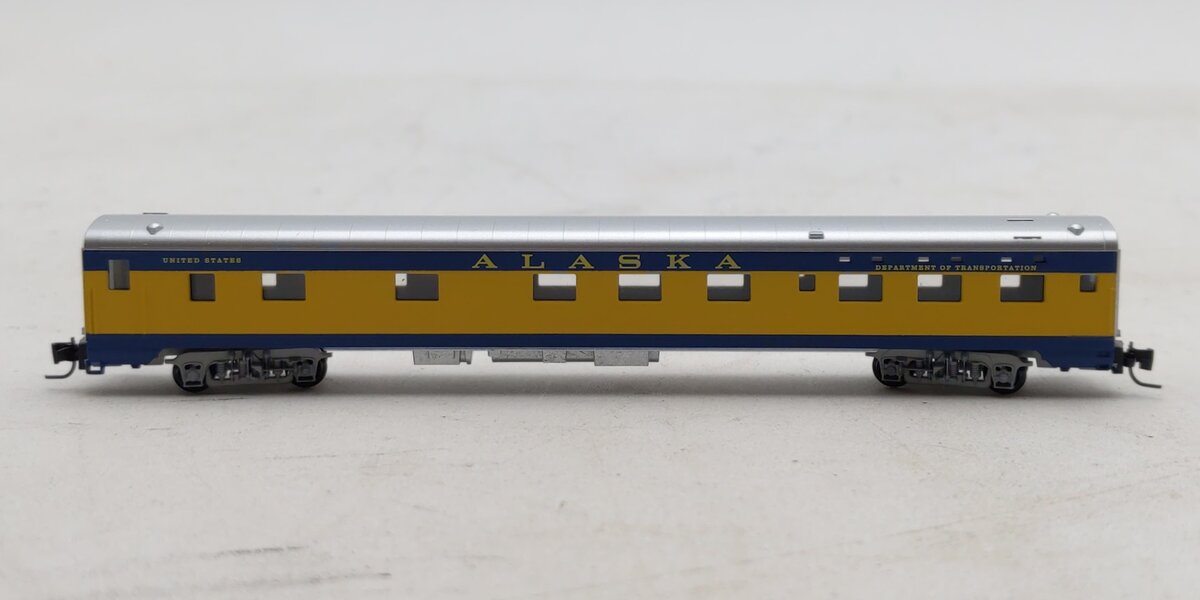 Micro-Trains 55000040 Z Alaska Rail Road 83' Lightweight Smoothside Sleeper Car