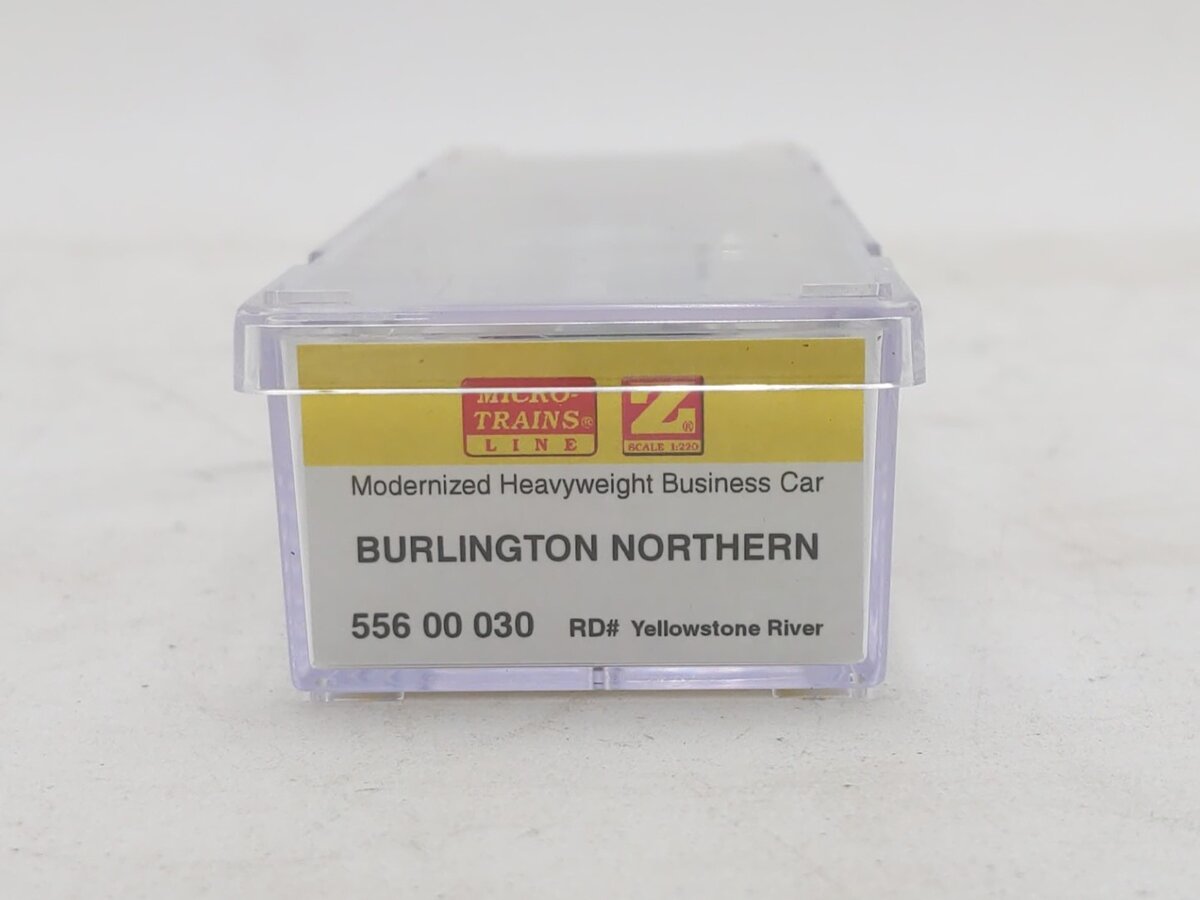 Micro-Trains 55600030 Z Burlington Northern Heavyweight Business Car