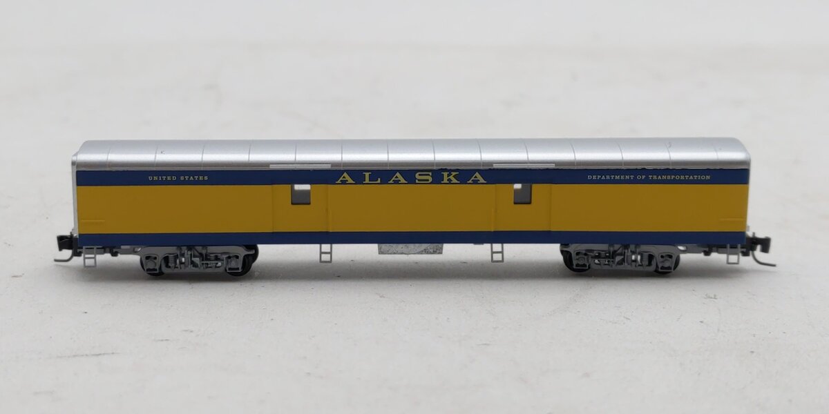 Micro-Trains 55300040 Z Alaska Railroad 70' Lightweight Smoothside Baggage Car