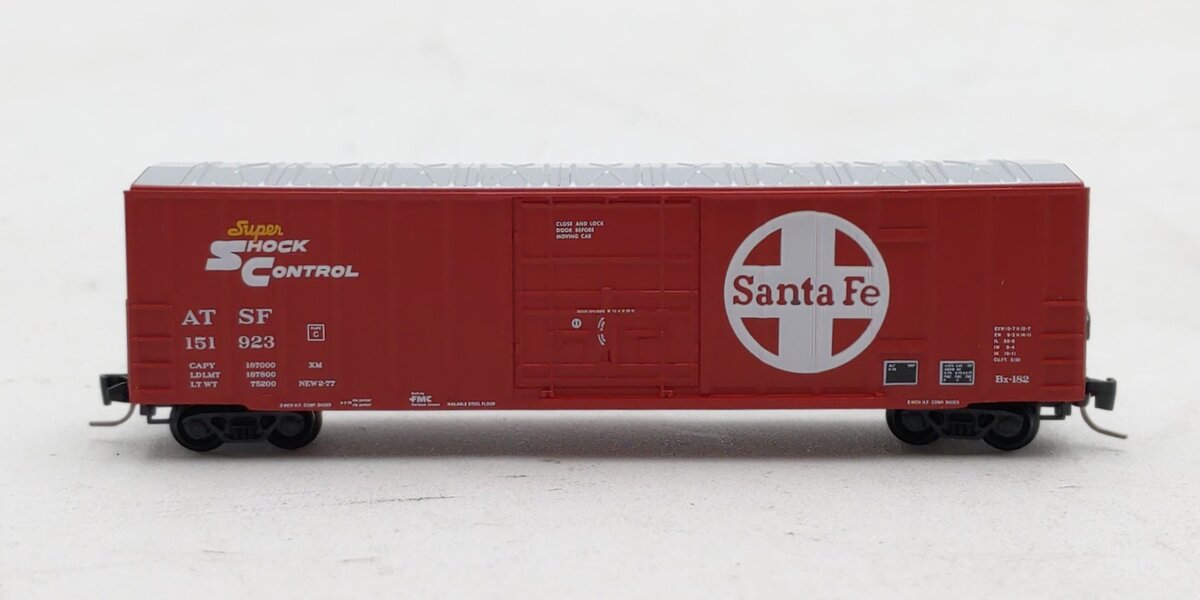 Micro-Trains 51100221 Z ASTF 50' Standard Boxcar-Plug Door #151923