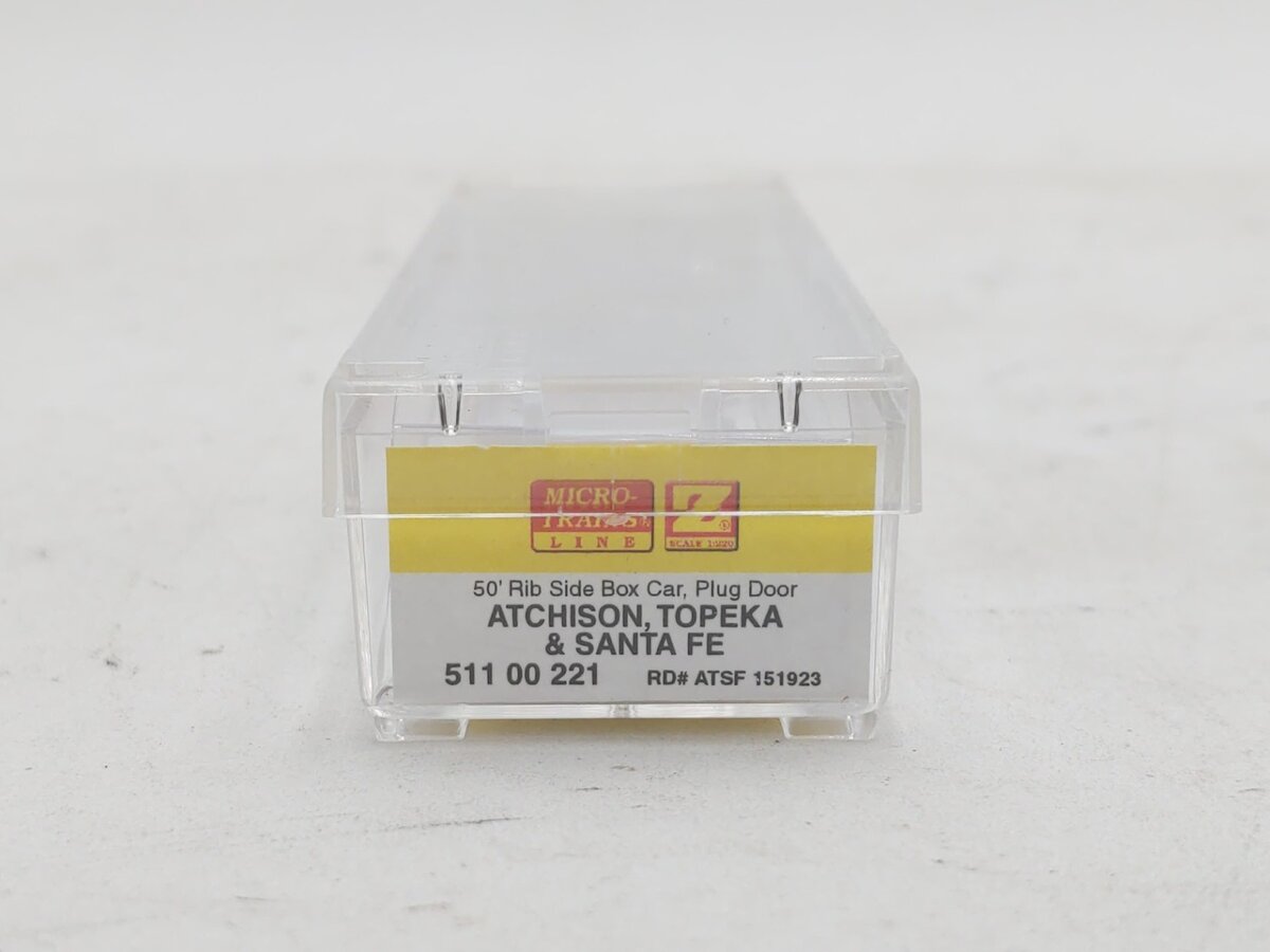 Micro-Trains 51100221 Z ASTF 50' Standard Boxcar-Plug Door #151923