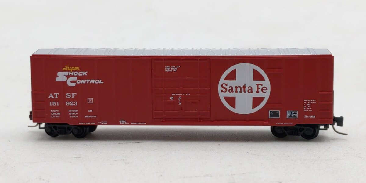 Micro-Trains 51100221 Z ASTF 50' Standard Boxcar-Plug Door #151923