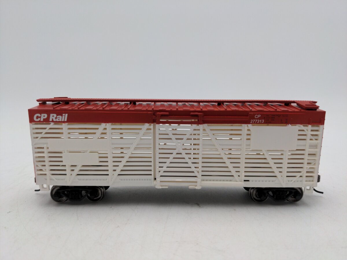Bachmann 18527 HO Canadian Pacific 40' Stock Car
