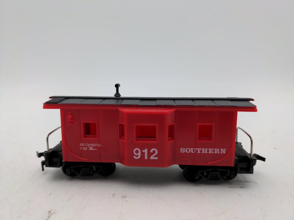 Model Power 8244 HO Scale Southern Caboose # T-62