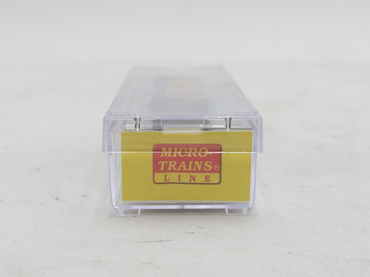Micro-Trains 51800591 Z Great Northern 40’ Wood Reefers #72122