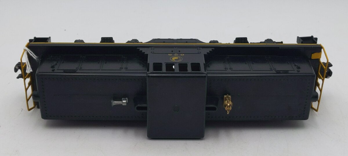 Lionel 628 VIntage O Northern Pacific 44 Ton Diesel Locomotive VG