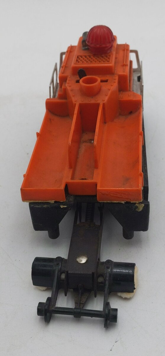 Lionel 3927 O Vintage Postwar Motorized Track Cleaner Car #3927 VG
