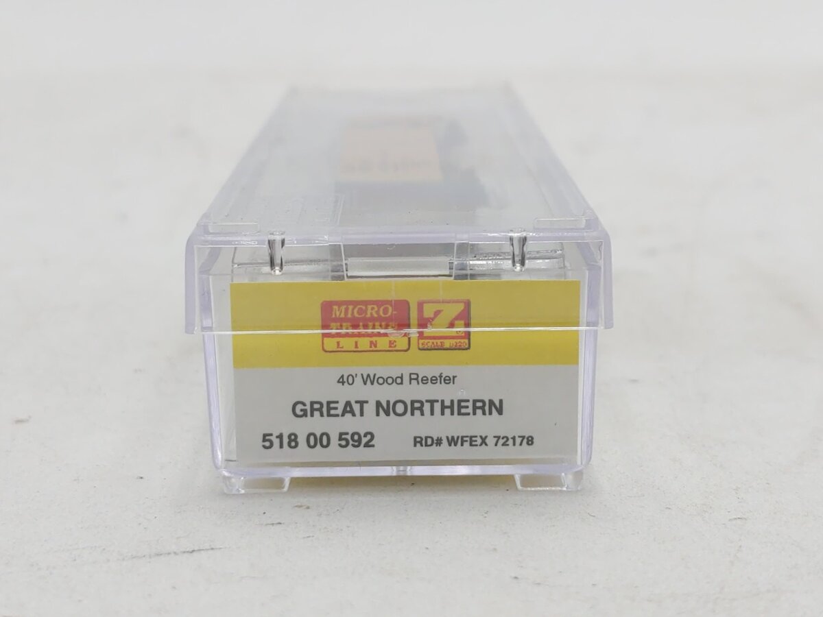 Micro-Trains 51800592 Z Great Northern 40’ Wood Reefers #72178