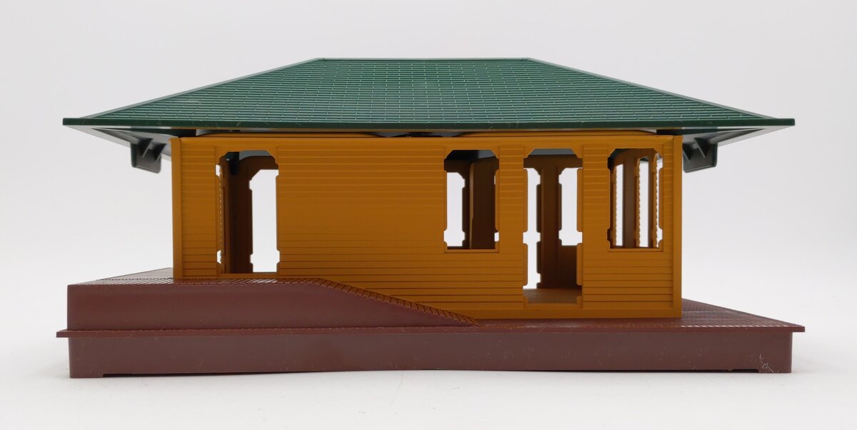Lionel 6-12812 O Illuminated Freight Station LN/Box