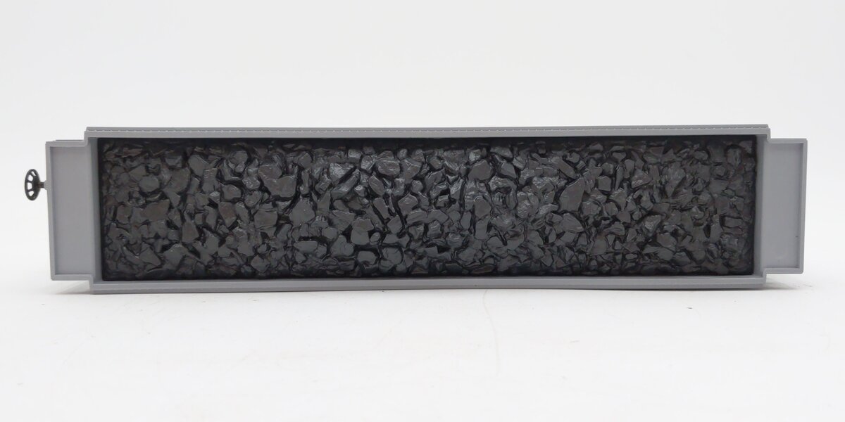 Lionel 6-19329 O Gauge Norfolk & Western 4-Bay Hopper #6446 with Coal Load NIB