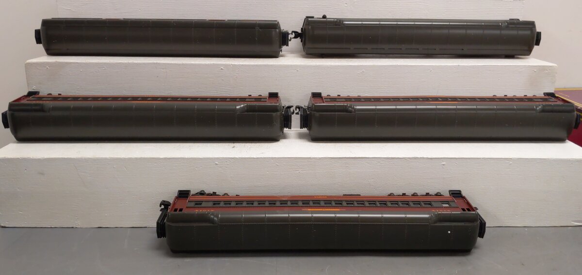MTH 20-4098 O New York Ontario & Western 70' Madison Passenger Set (Set of 5)