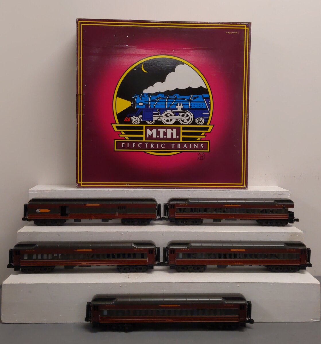 MTH 20-4098 O New York Ontario & Western 70' Madison Passenger Set (Set of 5)