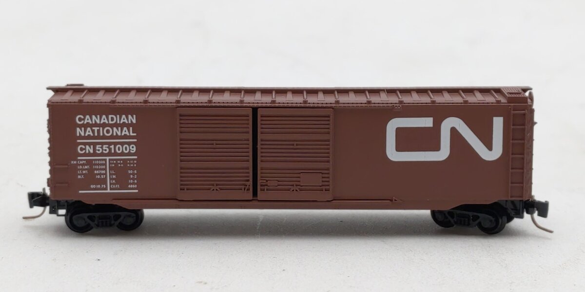 Micro-Trains 50600281 Z Canadian National 50' Double-Door Boxcar #551009