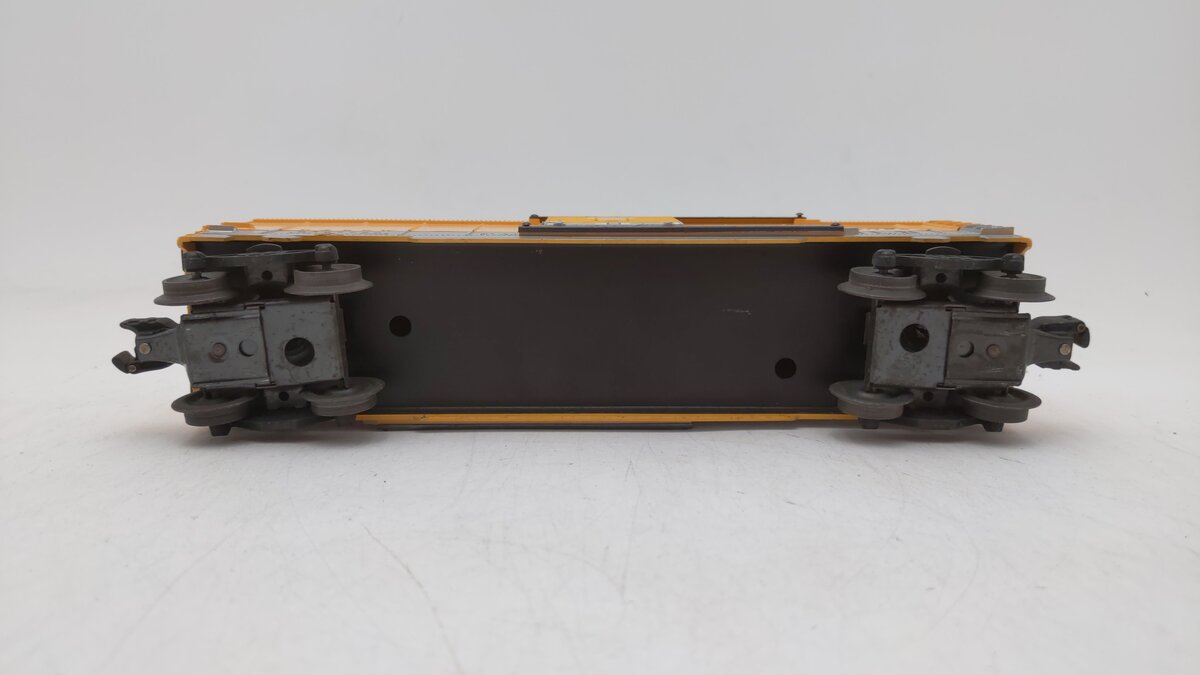 Lionel 6464-650 Vintage O Denver and Rio Grande Boxcar -Type I w/IIB Body Type VG