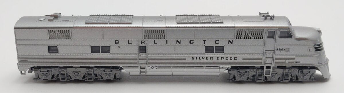 Kato 176-5401 N Chicago, Burlington & Quincy EMD E5A Diesel Locomotive #9910A
