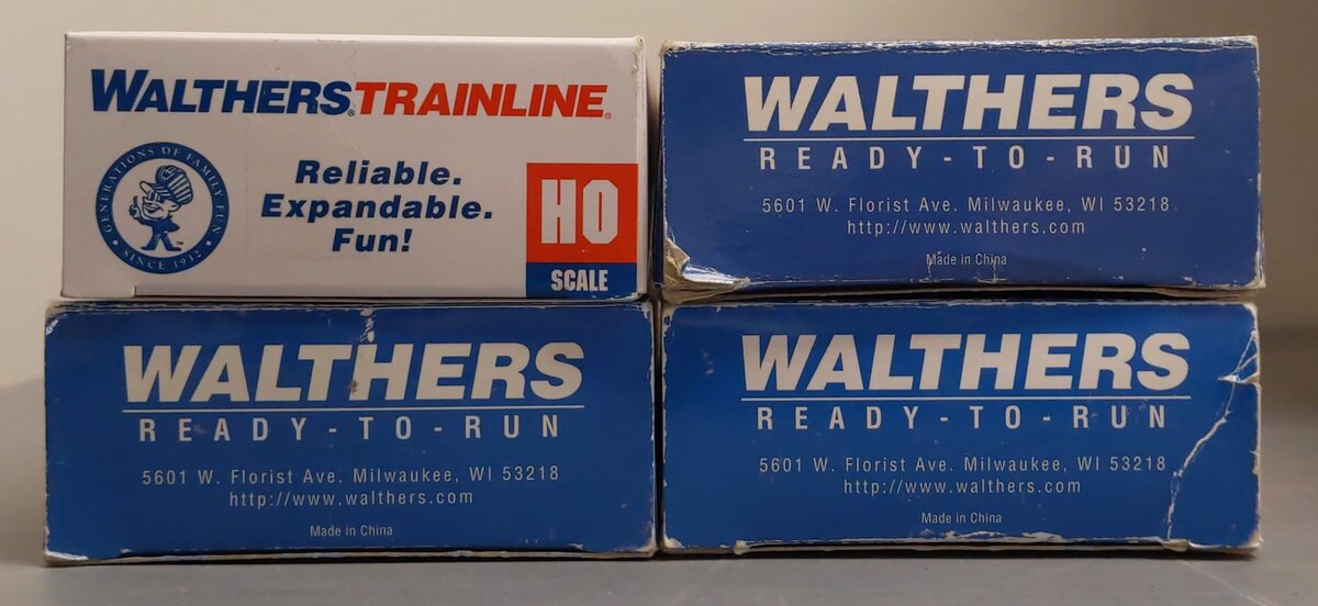Walthers Assorted HO Tank Cars [4]: #33527, 664755,15818, 90814 VG/Box