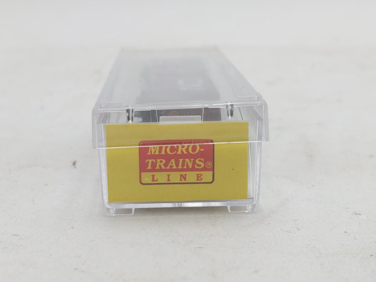 Micro-Trains 51200012 Z Canadian National 50' Ribside Plug & SD Boxcar #553250