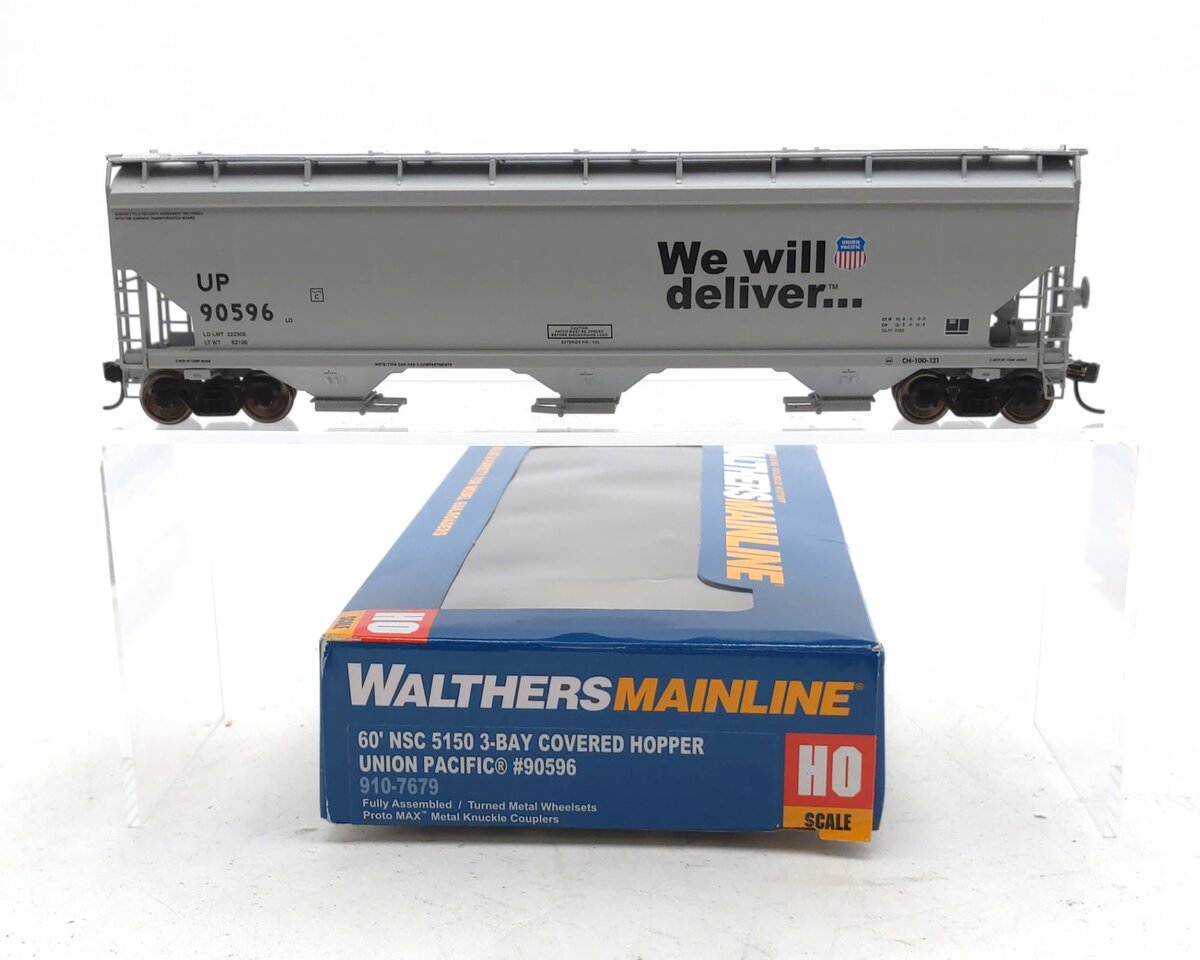 Walthers 910-7679 HO Union Pacific 60' NSC 5150 3-Bay Covered Hopper #90596