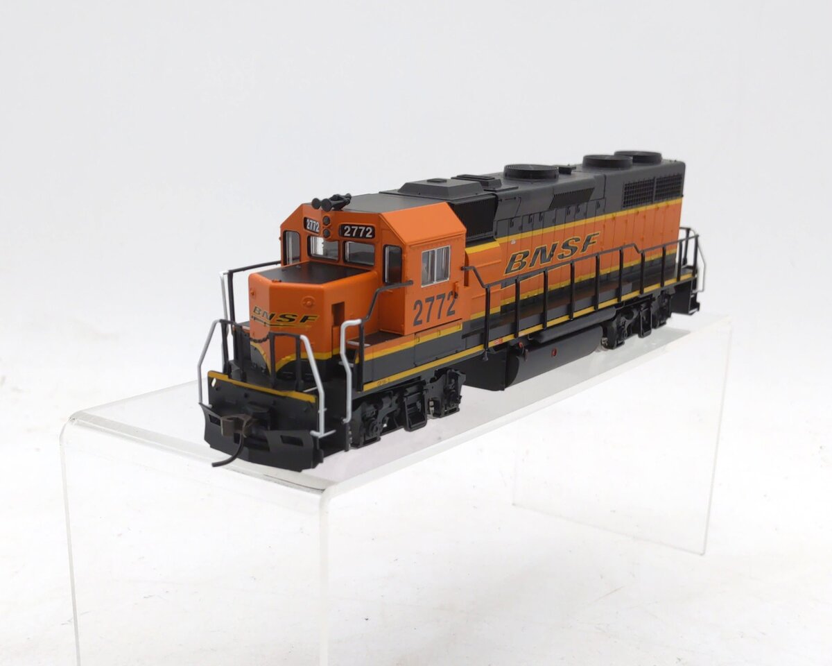 Atlas 10000486 HO Scale BNSF GP39-2 Phase 1  Diesel Locomotive #2772 w/o Sound