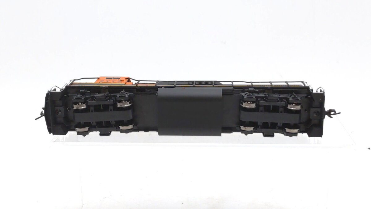 Atlas 10000486 HO Scale BNSF GP39-2 Phase 1  Diesel Locomotive #2772 w/o Sound
