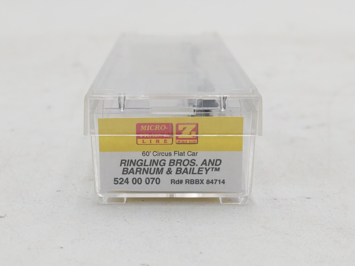 Micro-Trains 52400070 Z Scale Ringling Bros. 60' Straight Sides Flat Car #84714