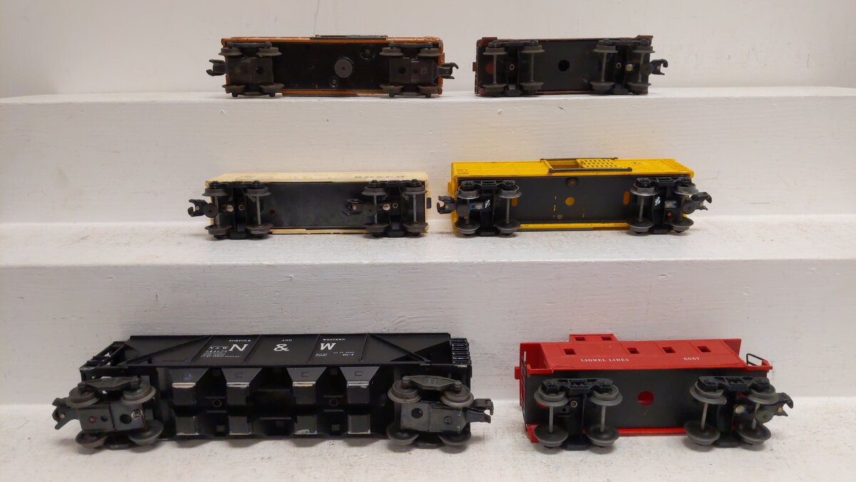 Lionel O Gauge Vintage Assorted Freight Cars [6] VG