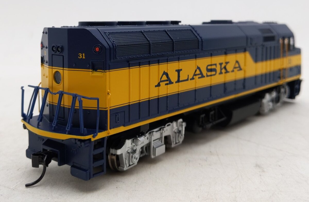 Walthers 910-19455 HO Alaska Railroad EMD F40PH Diesel Locomotive Sound/DCC #31