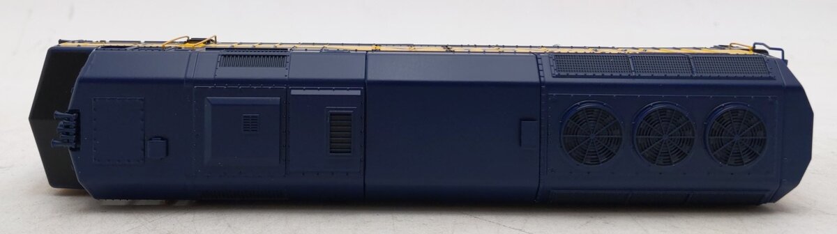 Walthers 910-19455 HO Alaska Railroad EMD F40PH Diesel Locomotive Sound/DCC #31