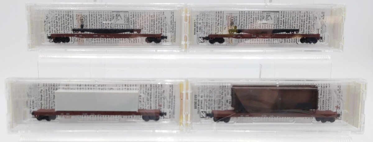 Micro-Trains 99400067 Z Western Pacific 60' Flatcar w/ Wreck Load (Pack of 4)
