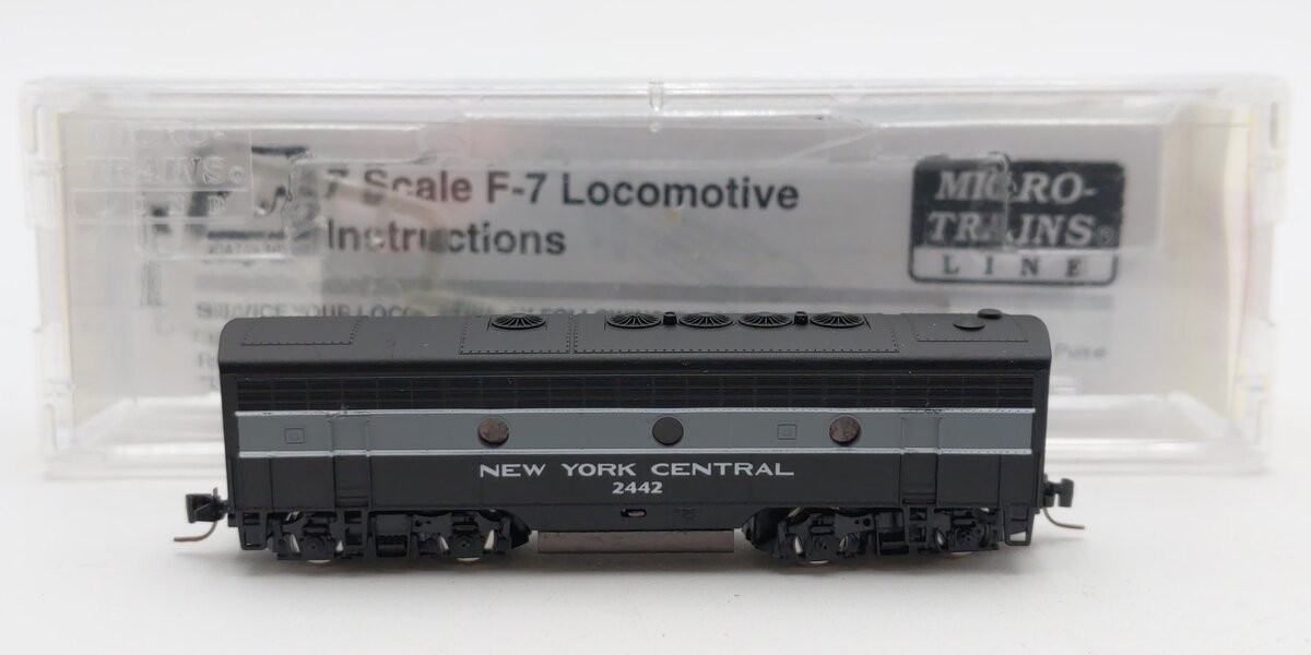 Micro-Trains 98002030 Z New York Central EMD F7A - Standard DC #2442