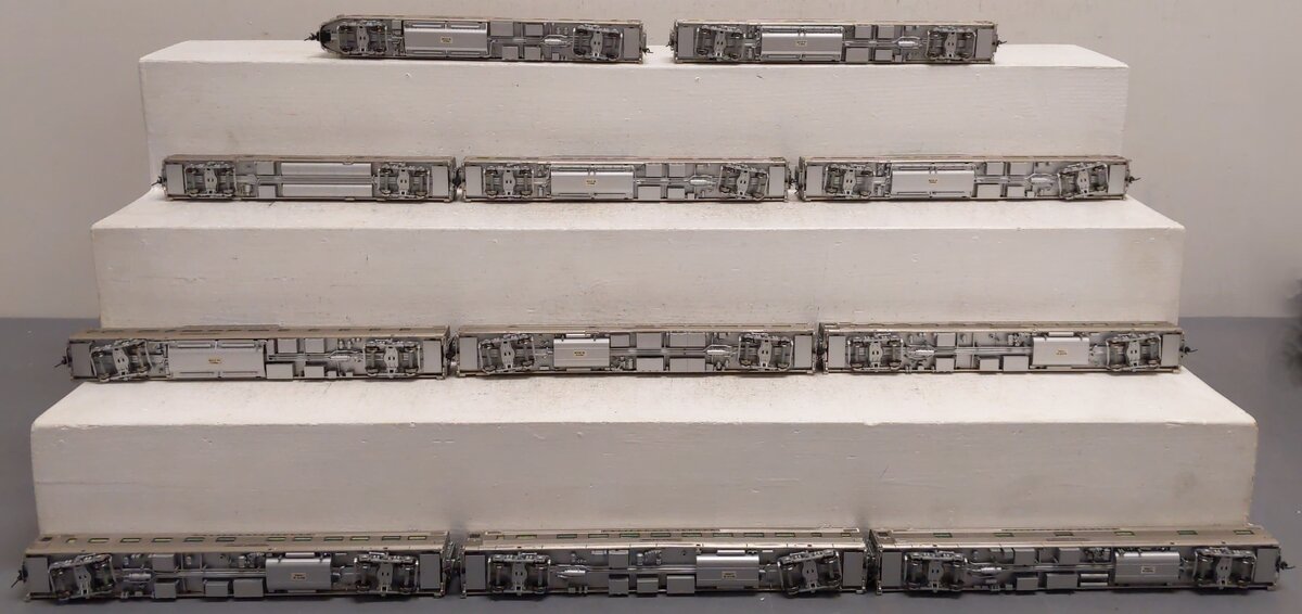 Broadway Limited 798 HO California Zephyr D&RGW complete 11 car set LN/Box