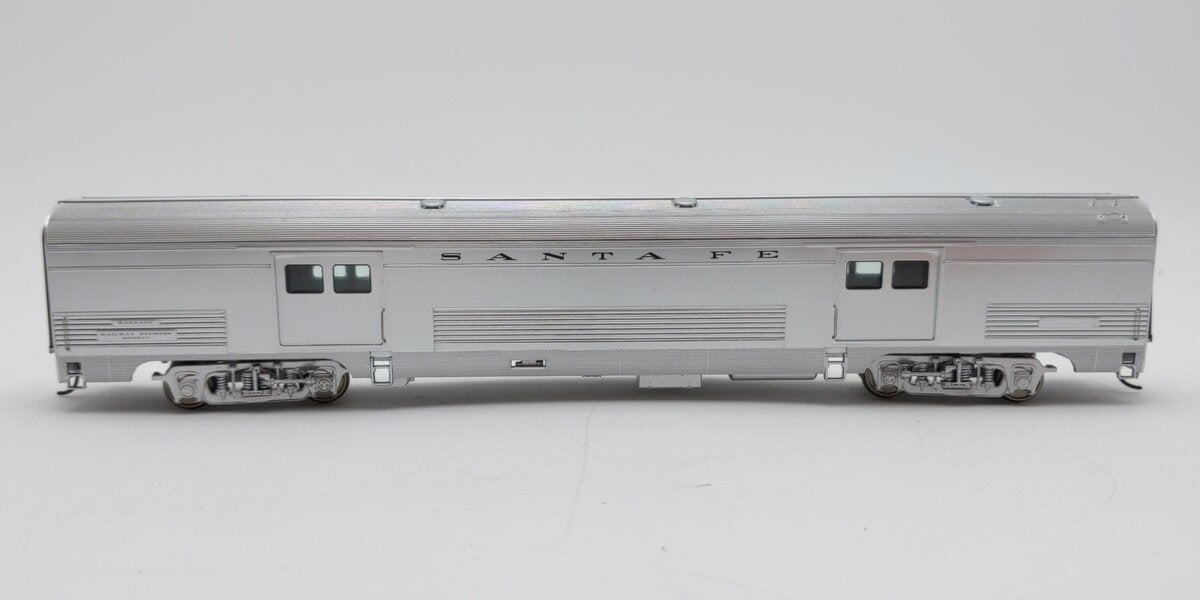 Walthers 920-9465 HO Santa Fe 1954 El Capt 73' Budd Baggage Car (Real Metal)