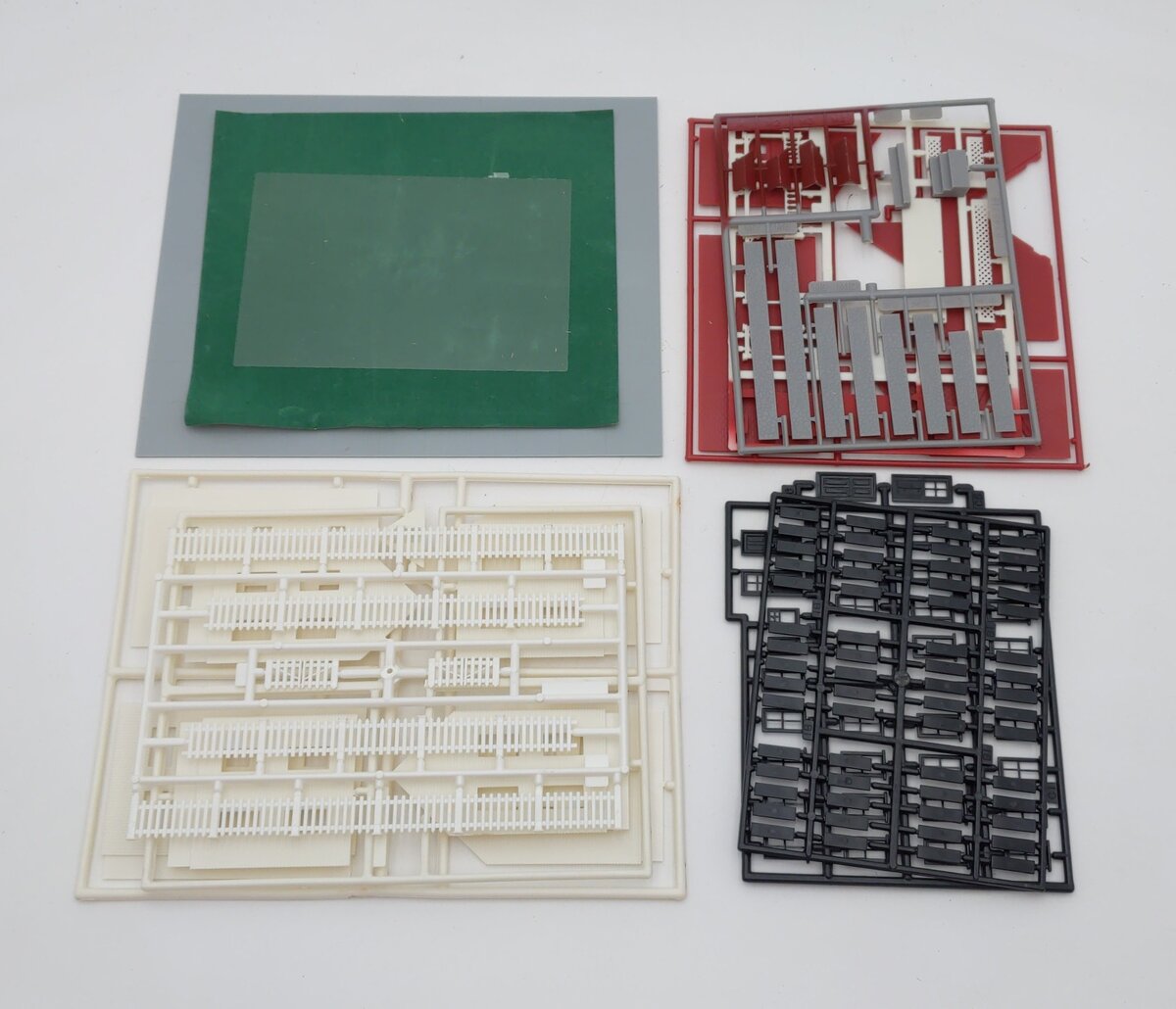 Model Power 488 HO Scale Sullivan House Building Kit