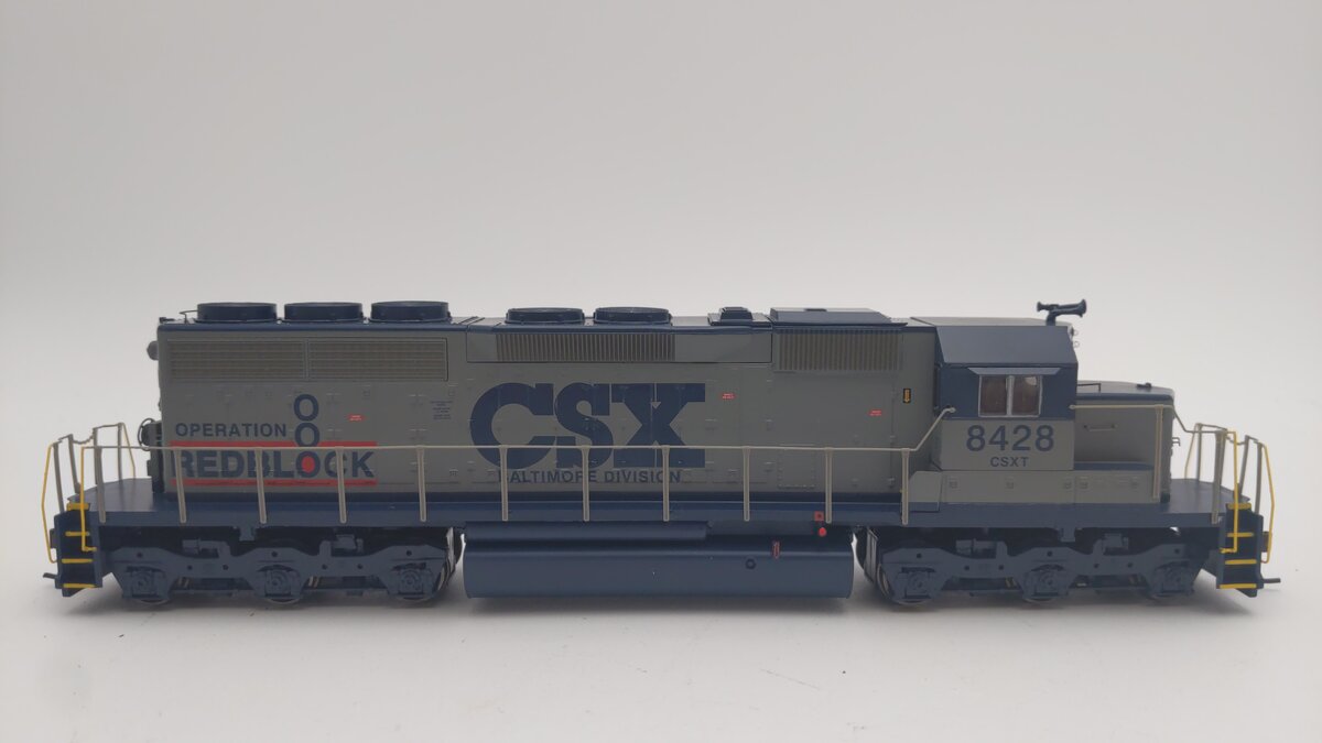 Athearn 89882 HO CSX/Operation Redblock RTR SD40 Diesel Locomotive #8428