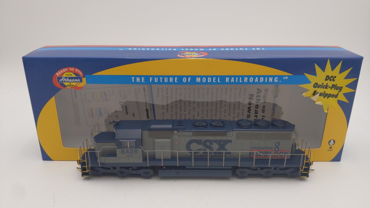 Athearn 89882 HO CSX/Operation Redblock RTR SD40 Diesel Locomotive #8428
