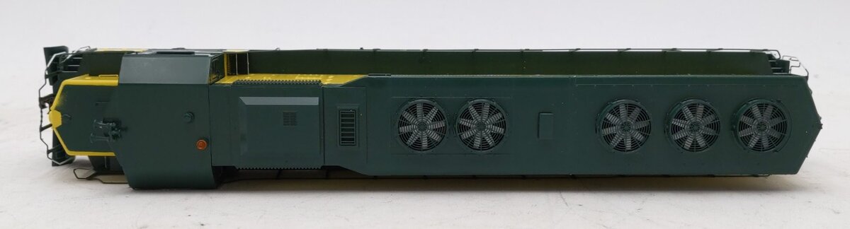 Athearn 95393 HO Chicago & North Western/Zito RTR SD45 Diesel Locomotive #6564