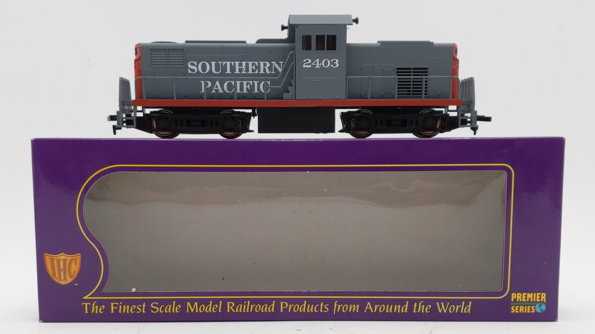 IHC 24014 HO Southern Pacific Alco Century 415 Diesel Locomotive #2403