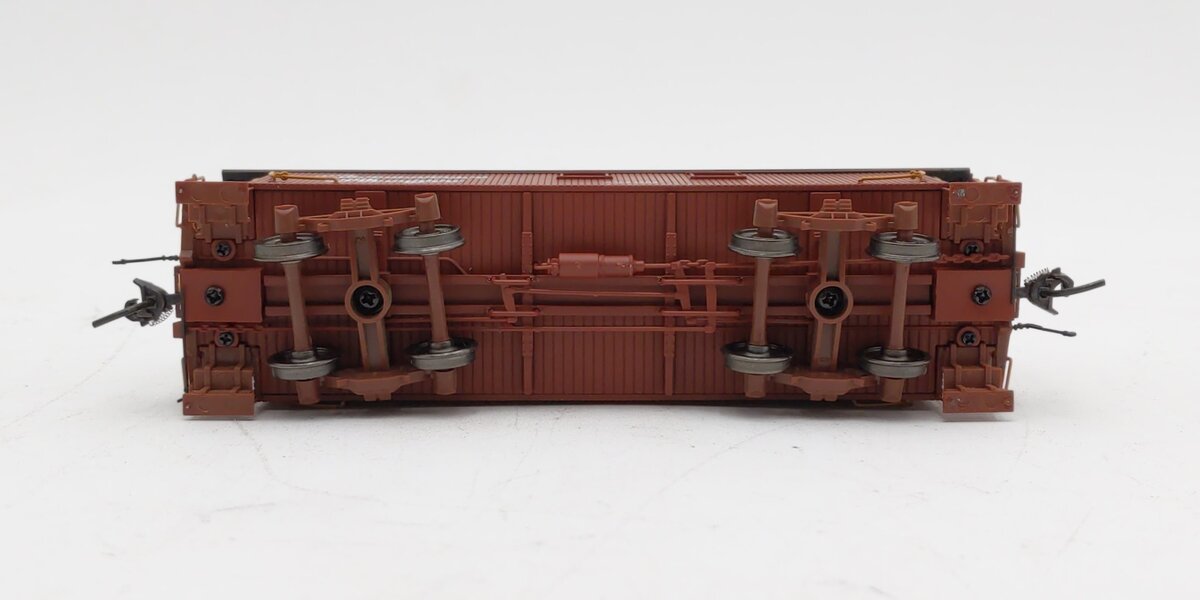 True Line Trains 301168 HO Scale Canadian Pacific Caboose #437010