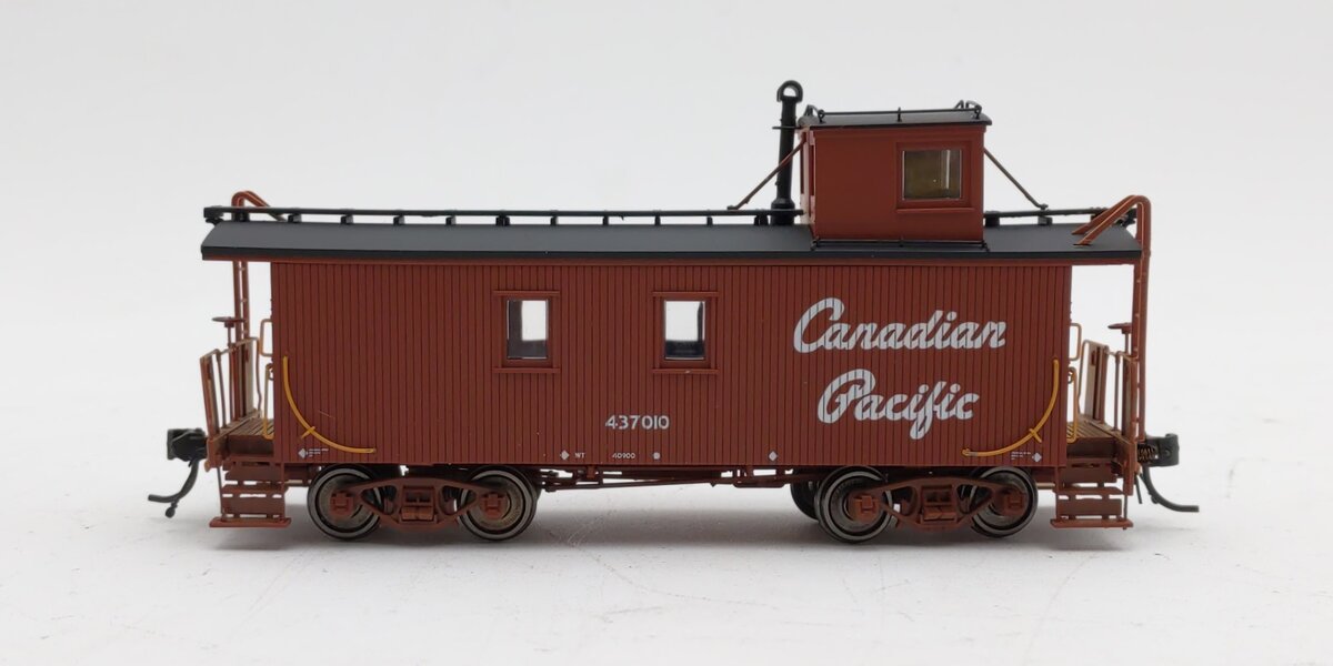 True Line Trains 301168 HO Scale Canadian Pacific Caboose #437010