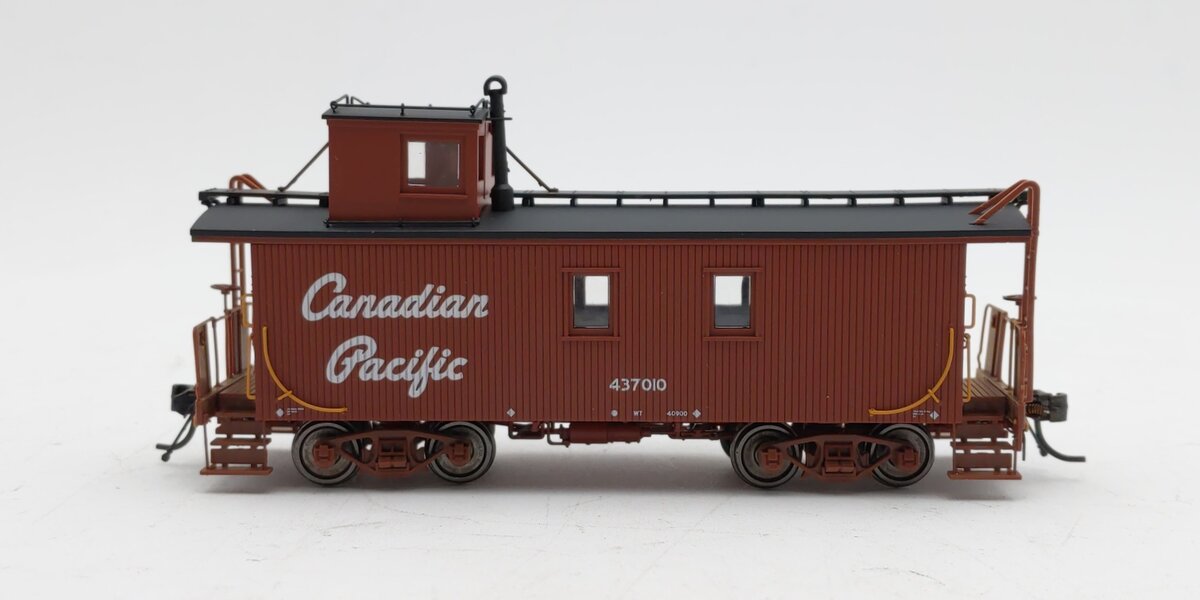 True Line Trains 301168 HO Scale Canadian Pacific Caboose #437010