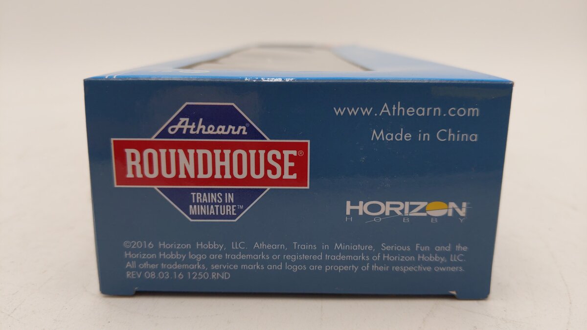 Roundhouse 88024 HO Scale Daylight Southern Pacific Streamline Coach Car #5455