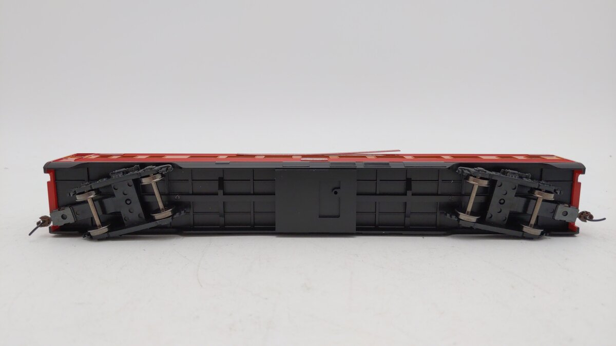 Roundhouse 88024 HO Scale Daylight Southern Pacific Streamline Coach Car #5455
