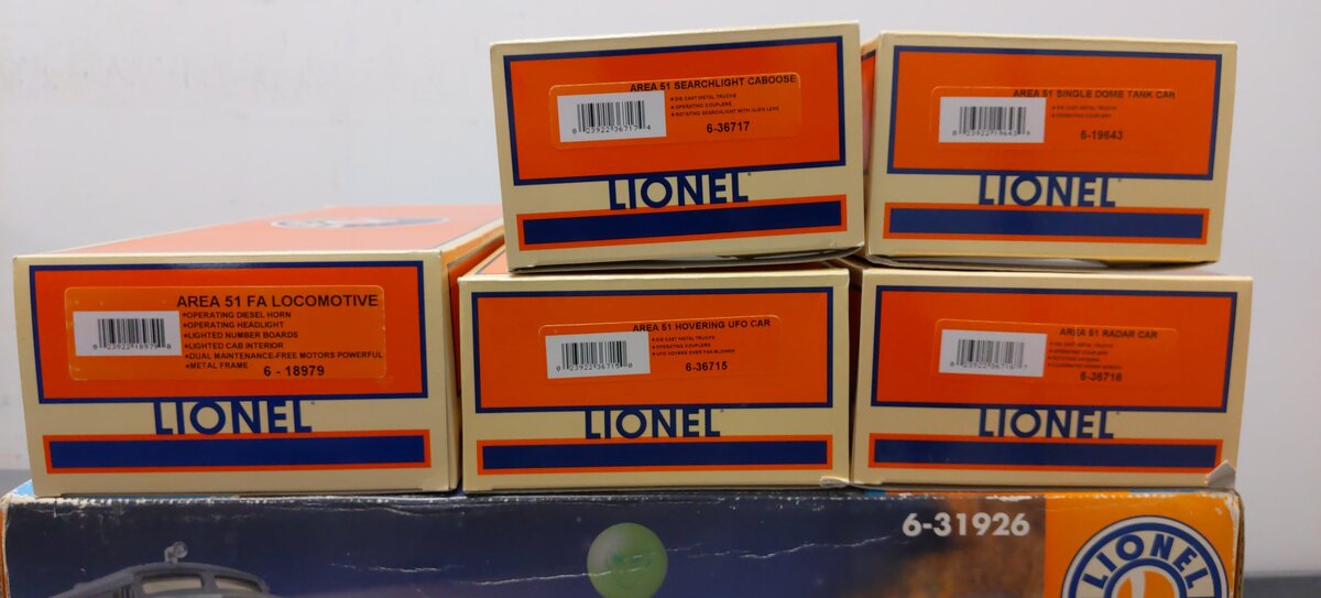 Lionel 6-31926 O Gauge Area 51 Alien Recovery Diesel Train