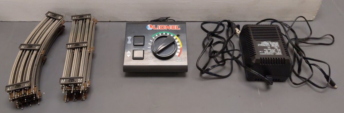 Lionel 6-31926 O Gauge Area 51 Alien Recovery Diesel Train Set LN