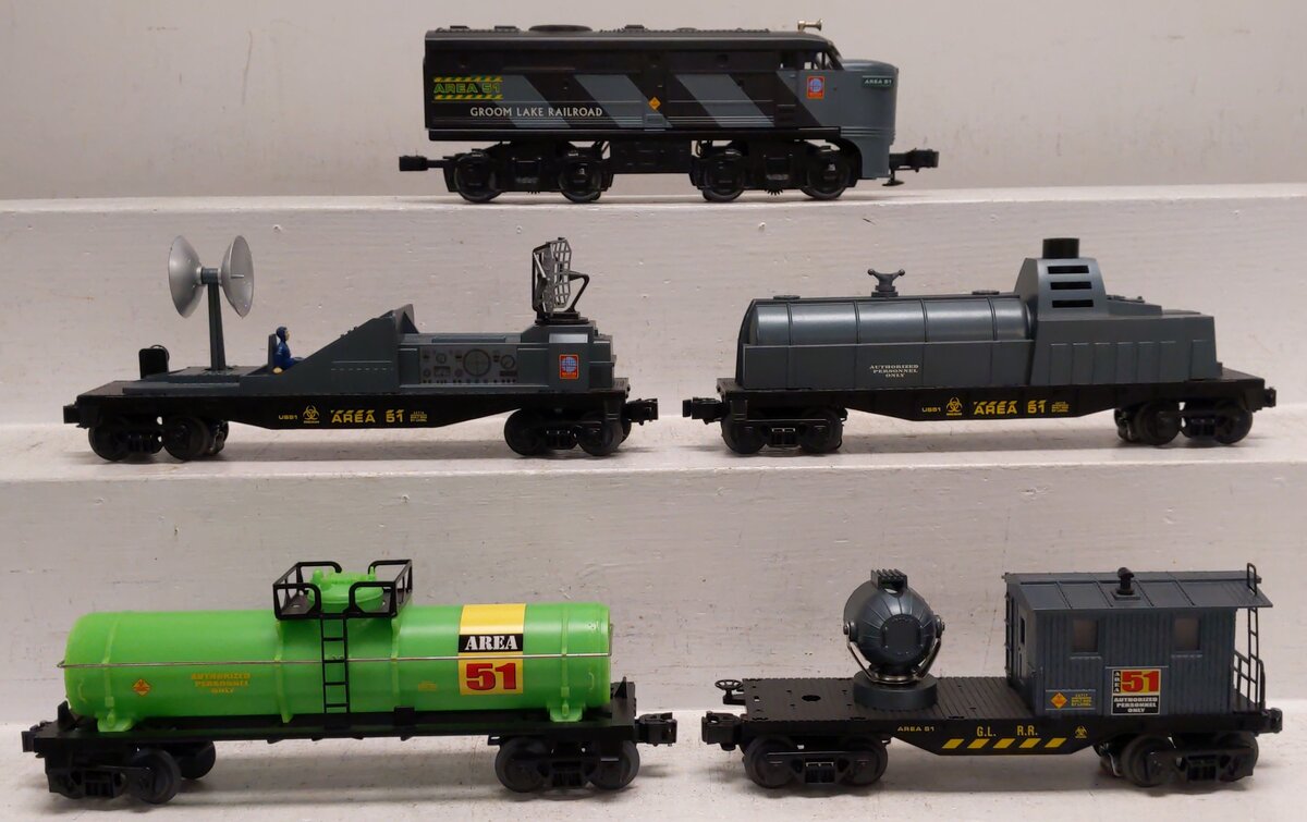 Lionel 6-31926 O Gauge Area 51 Alien Recovery Diesel Train Set LN/Box