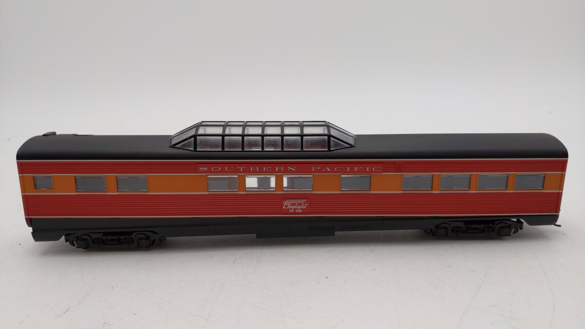 Roundhouse 88023 HO Southern Pacific Streamline Vista Dome #7011
